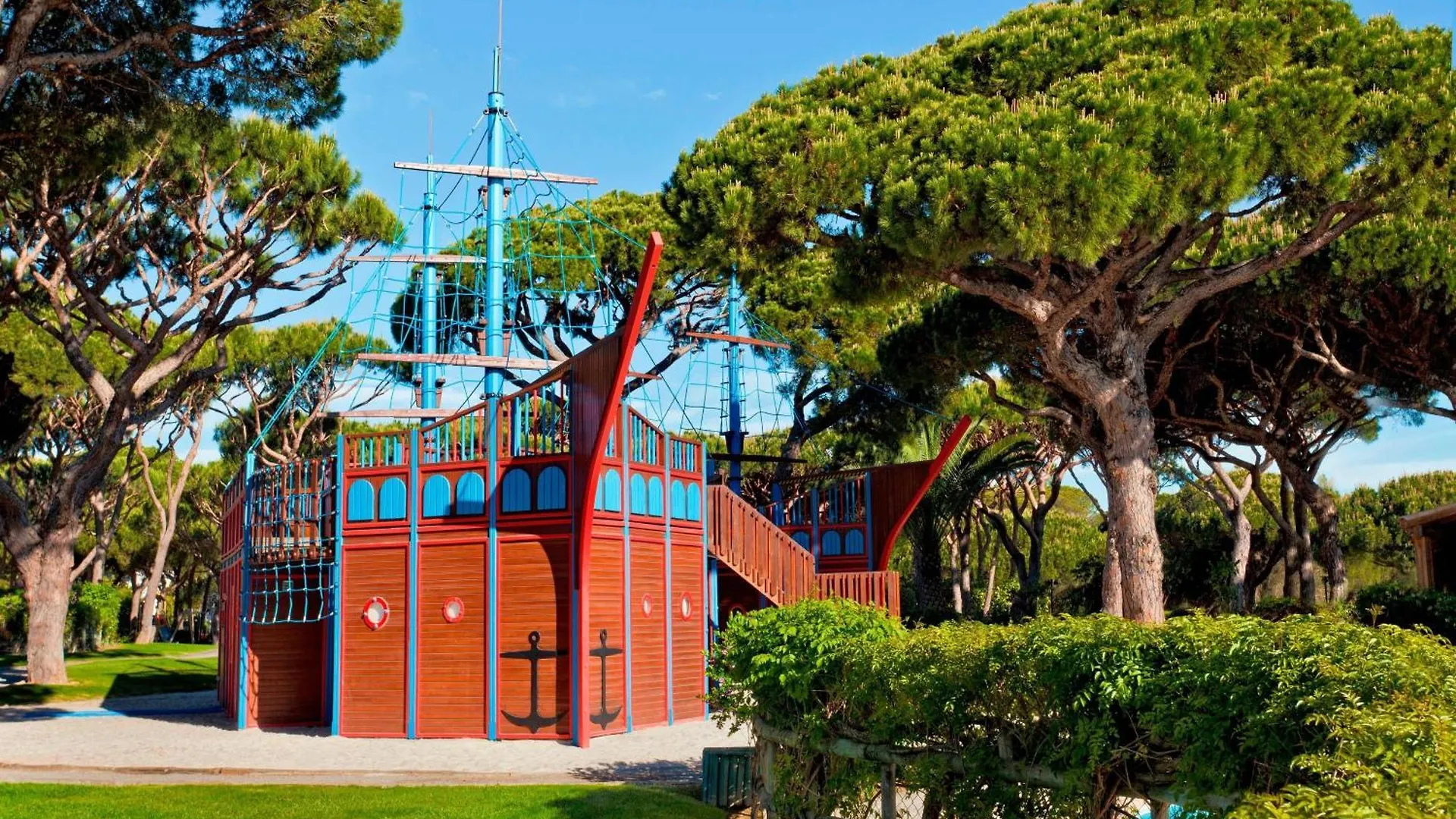 Pine Cliffs Ocean Suites, A Luxury Collection Resort & Spa, Algarve Albufeira 5*,