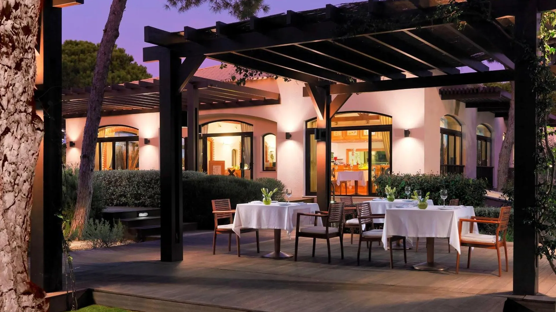 Pine Cliffs Ocean Suites, A Luxury Collection Resort & Spa, Algarve Albufeira 5*,