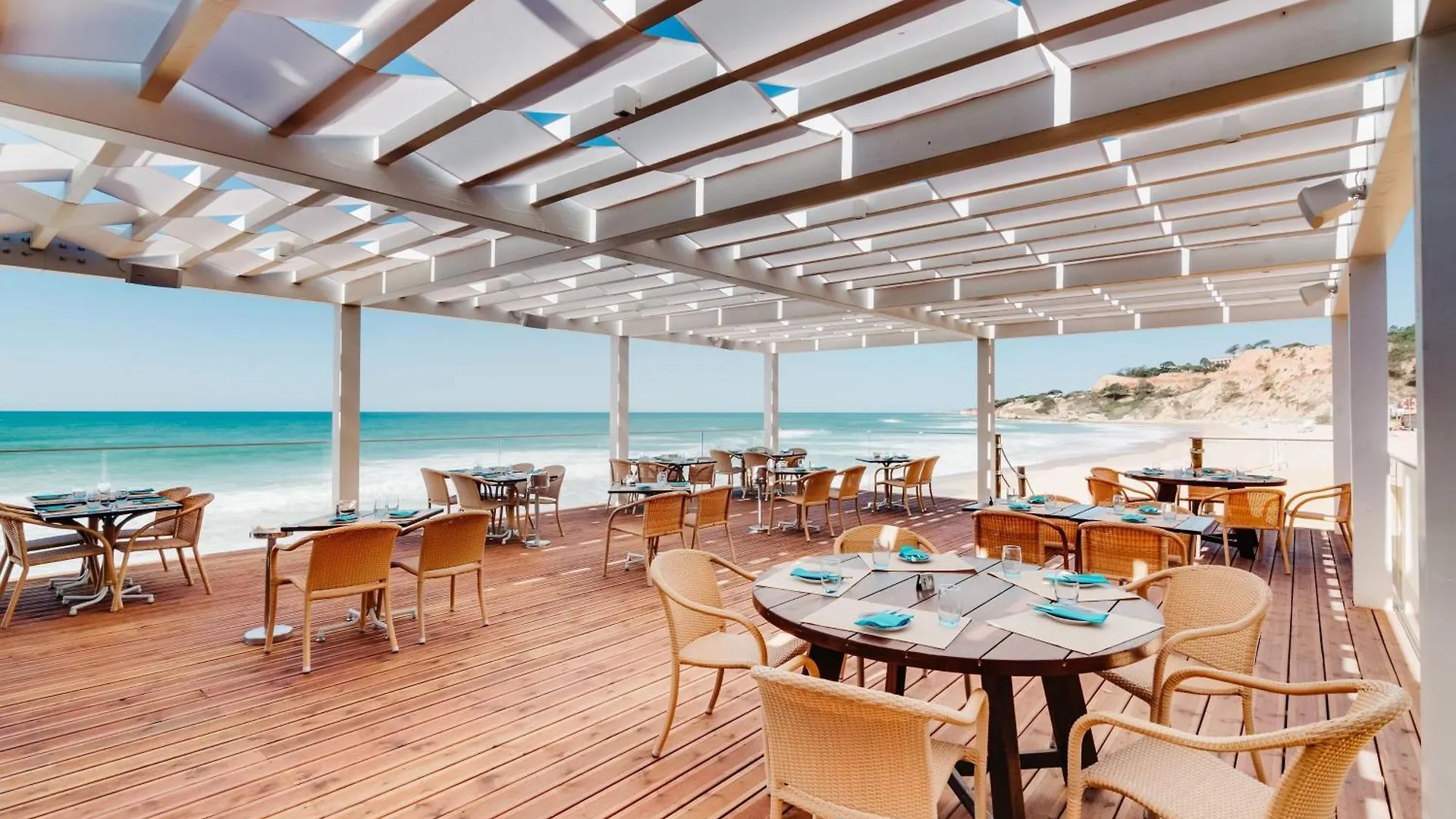 Pine Cliffs Ocean Suites, A Luxury Collection Resort & Spa, Algarve Albufeira 5*,