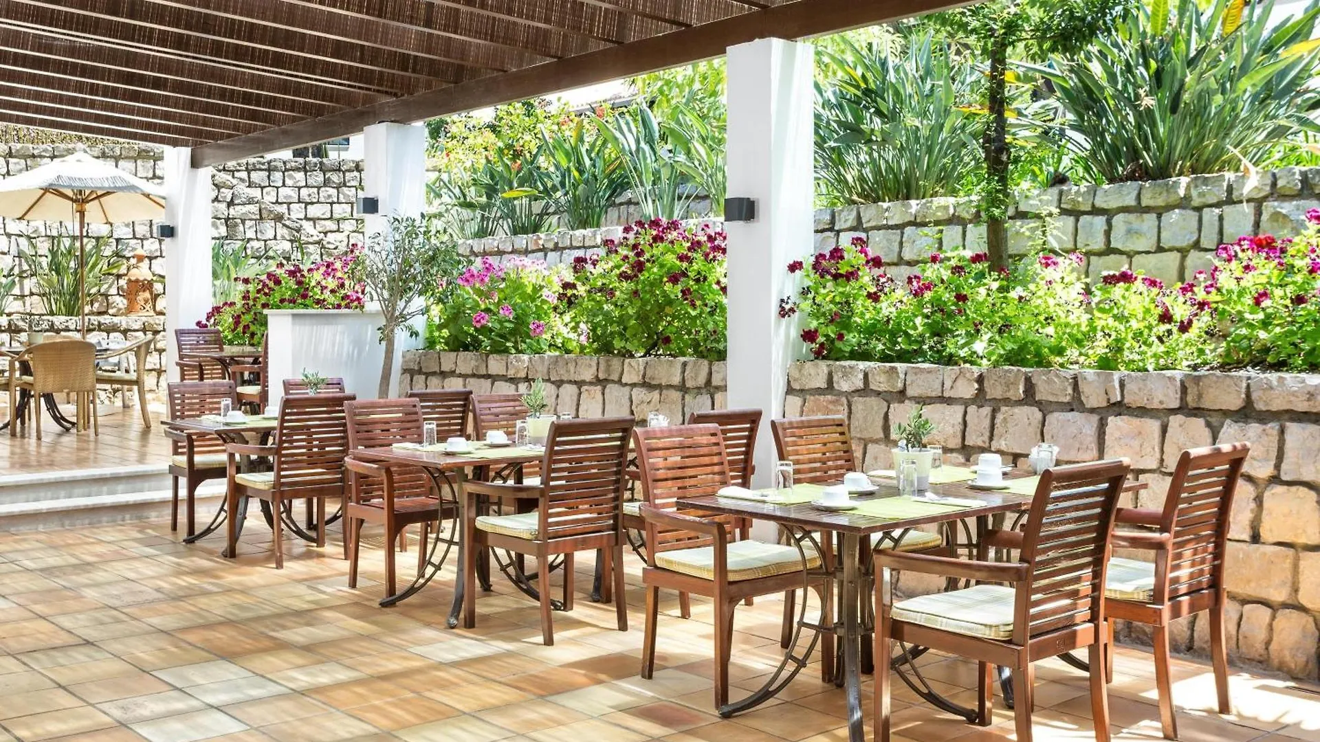 Hotel Pine Cliffs Ocean Suites, A Luxury Collection Resort & Spa, Algarve Albufeira