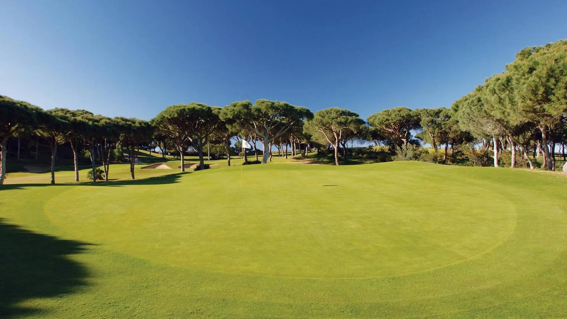 Pine Cliffs Ocean Suites, A Luxury Collection Resort & Spa, Algarve Albufeira Hotel