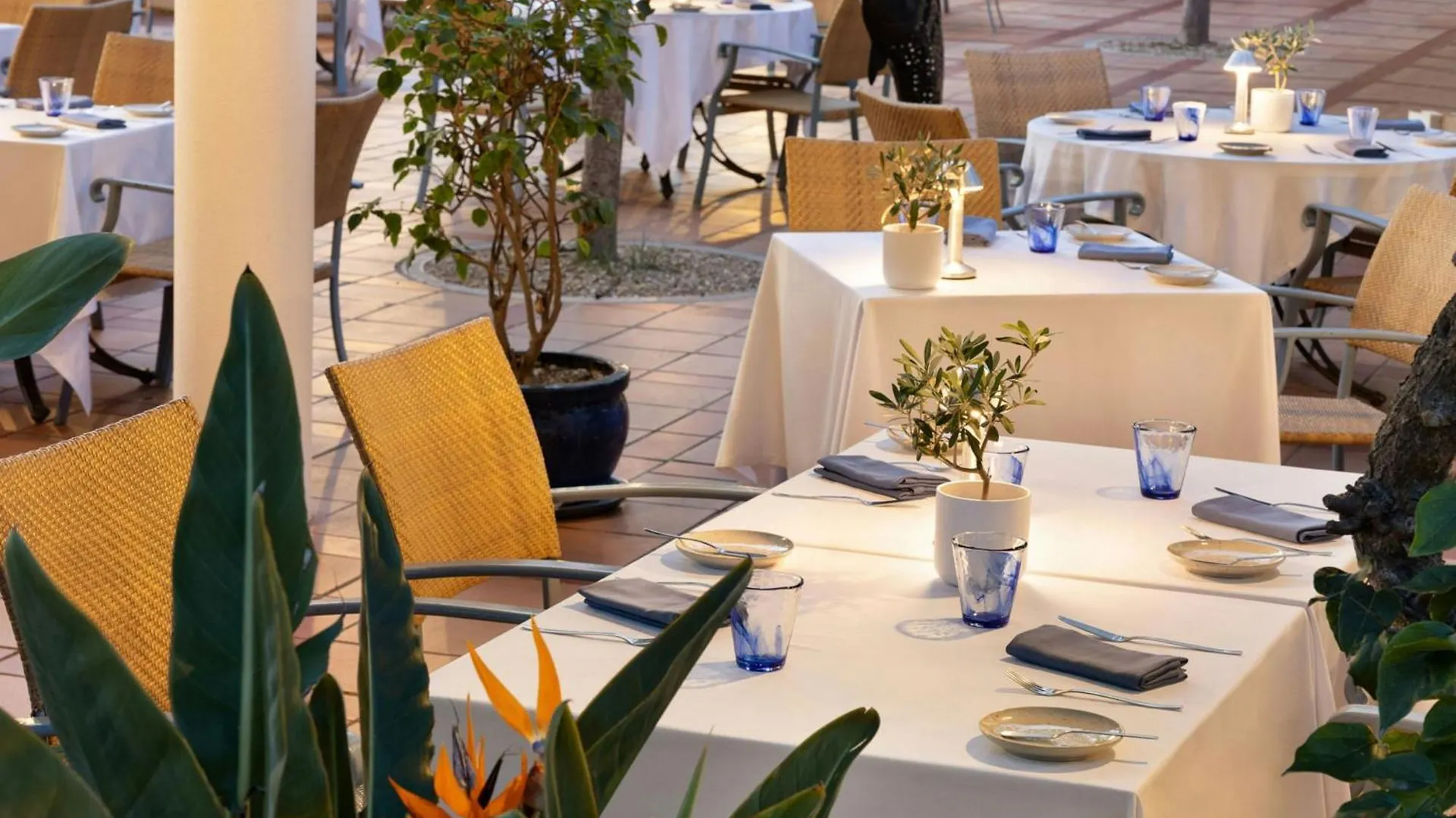 Pine Cliffs Ocean Suites, A Luxury Collection Resort & Spa, Algarve Albufeira
