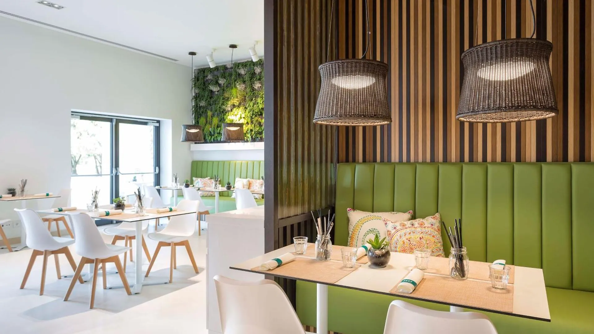 Pine Cliffs Ocean Suites, A Luxury Collection Resort & Spa, Algarve Albufeira 5*,