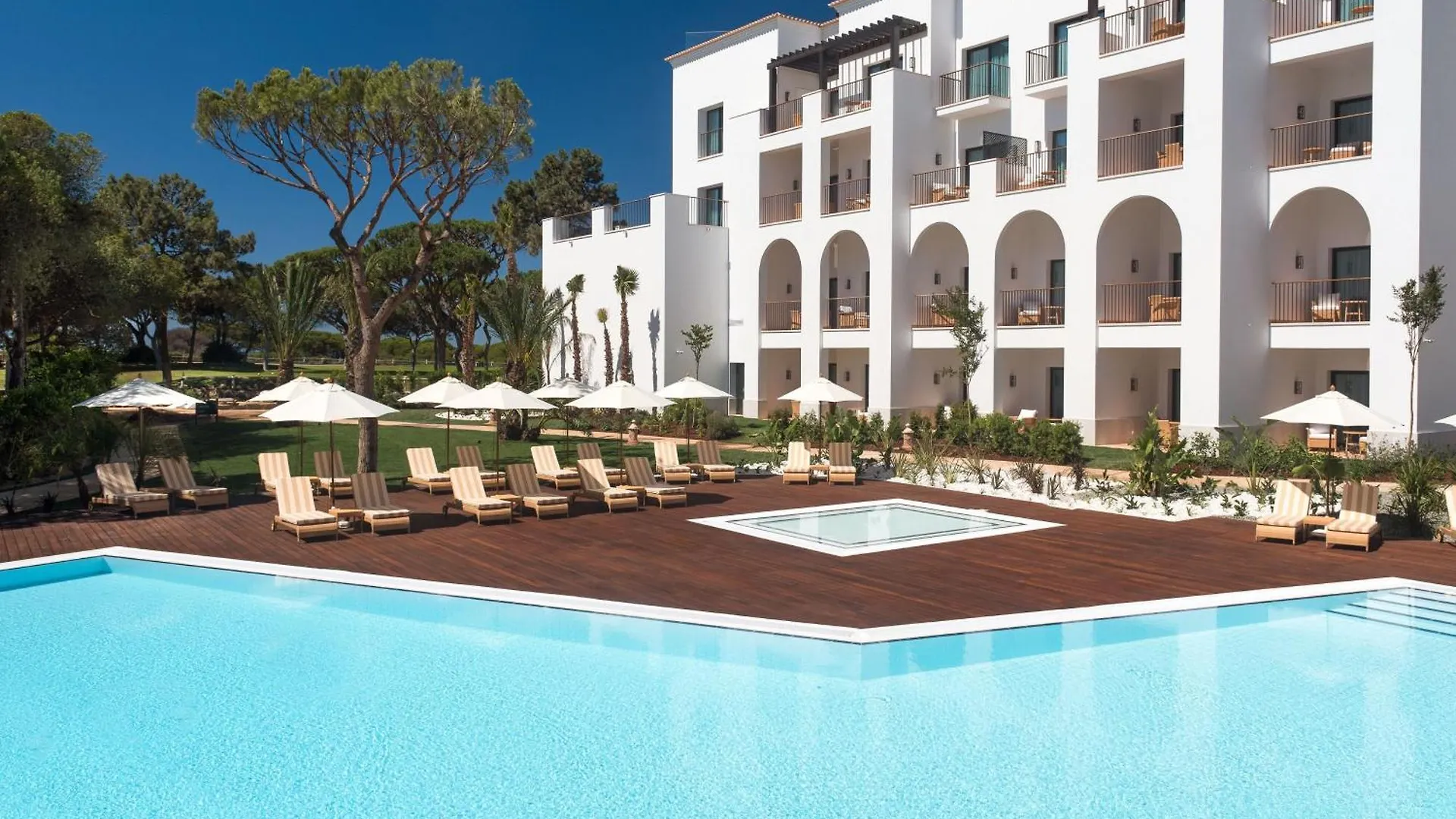 Pine Cliffs Ocean Suites, A Luxury Collection Resort & Spa, Algarve Albufeira Hotel