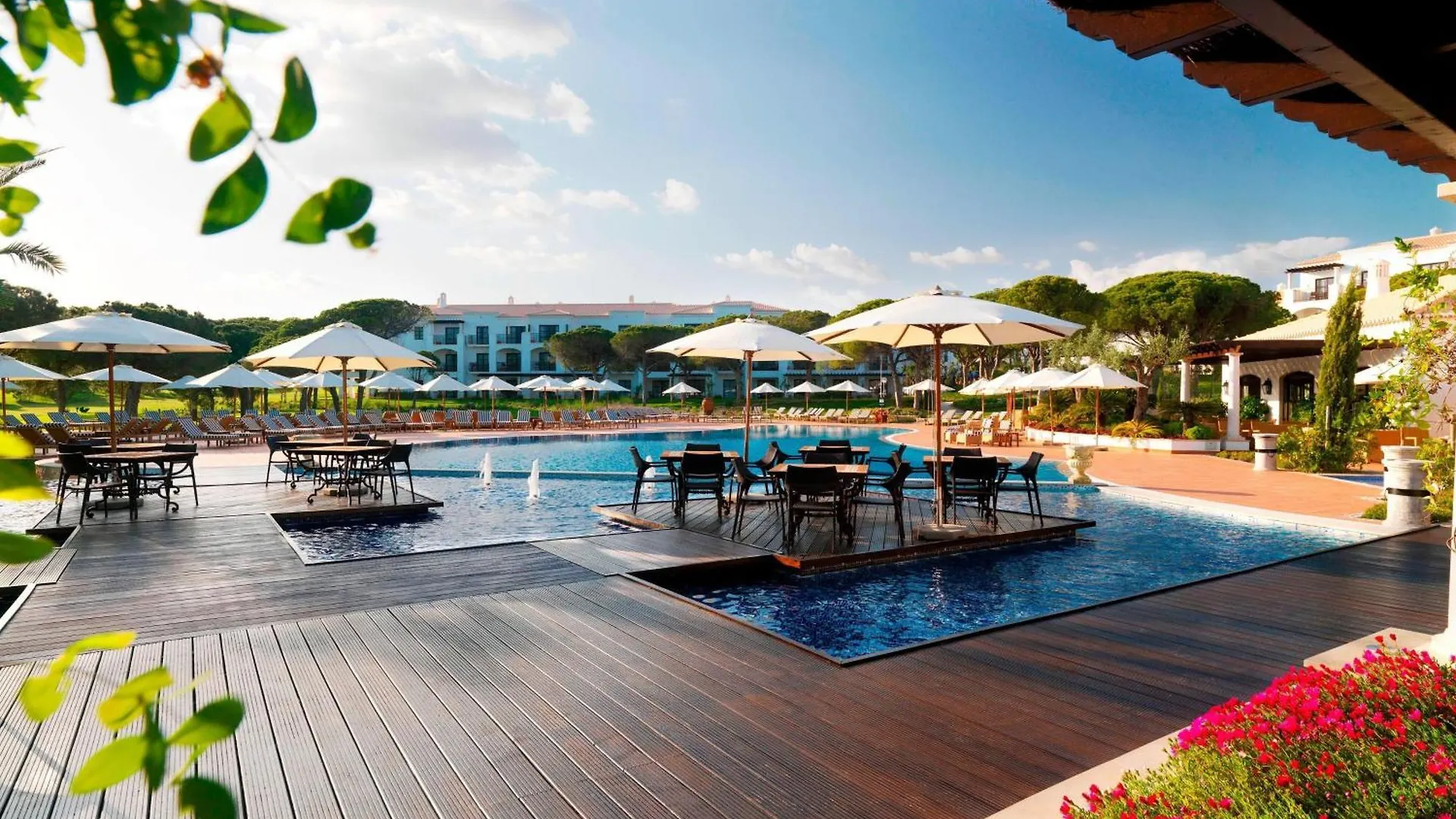 Pine Cliffs Ocean Suites, A Luxury Collection Resort & Spa, Algarve Albufeira