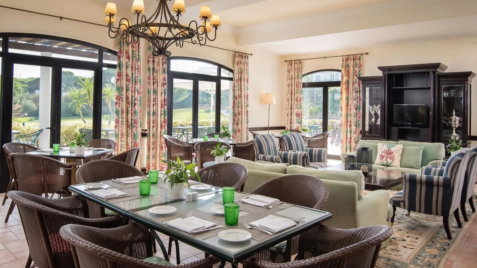 Hotel Pine Cliffs Ocean Suites, A Luxury Collection Resort & Spa, Algarve Albufeira