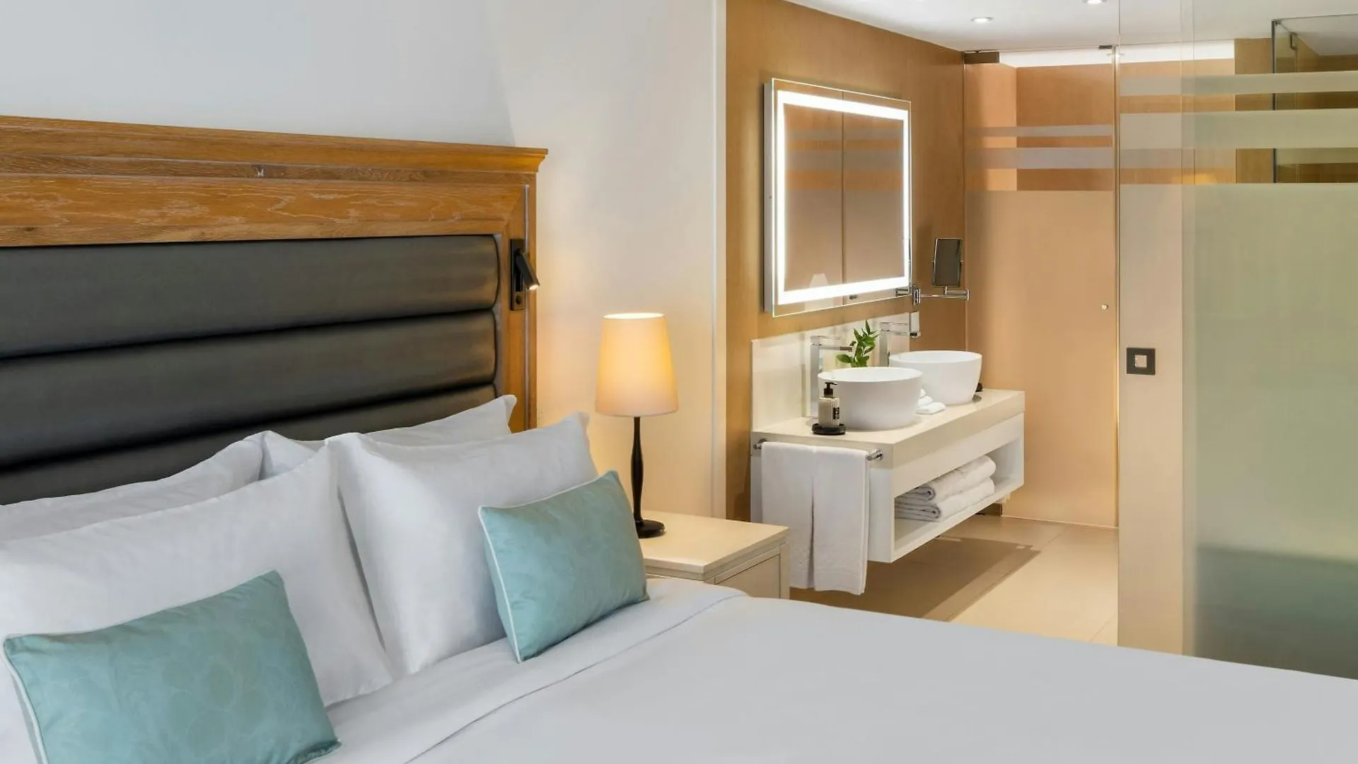 Hotel Pine Cliffs Ocean Suites, A Luxury Collection Resort & Spa, Algarve Albufeira