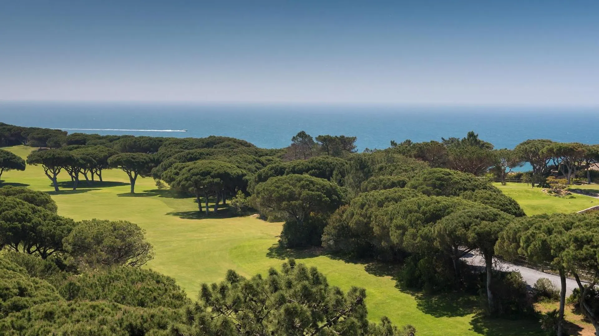 Pine Cliffs Ocean Suites, A Luxury Collection Resort & Spa, Algarve Albufeira